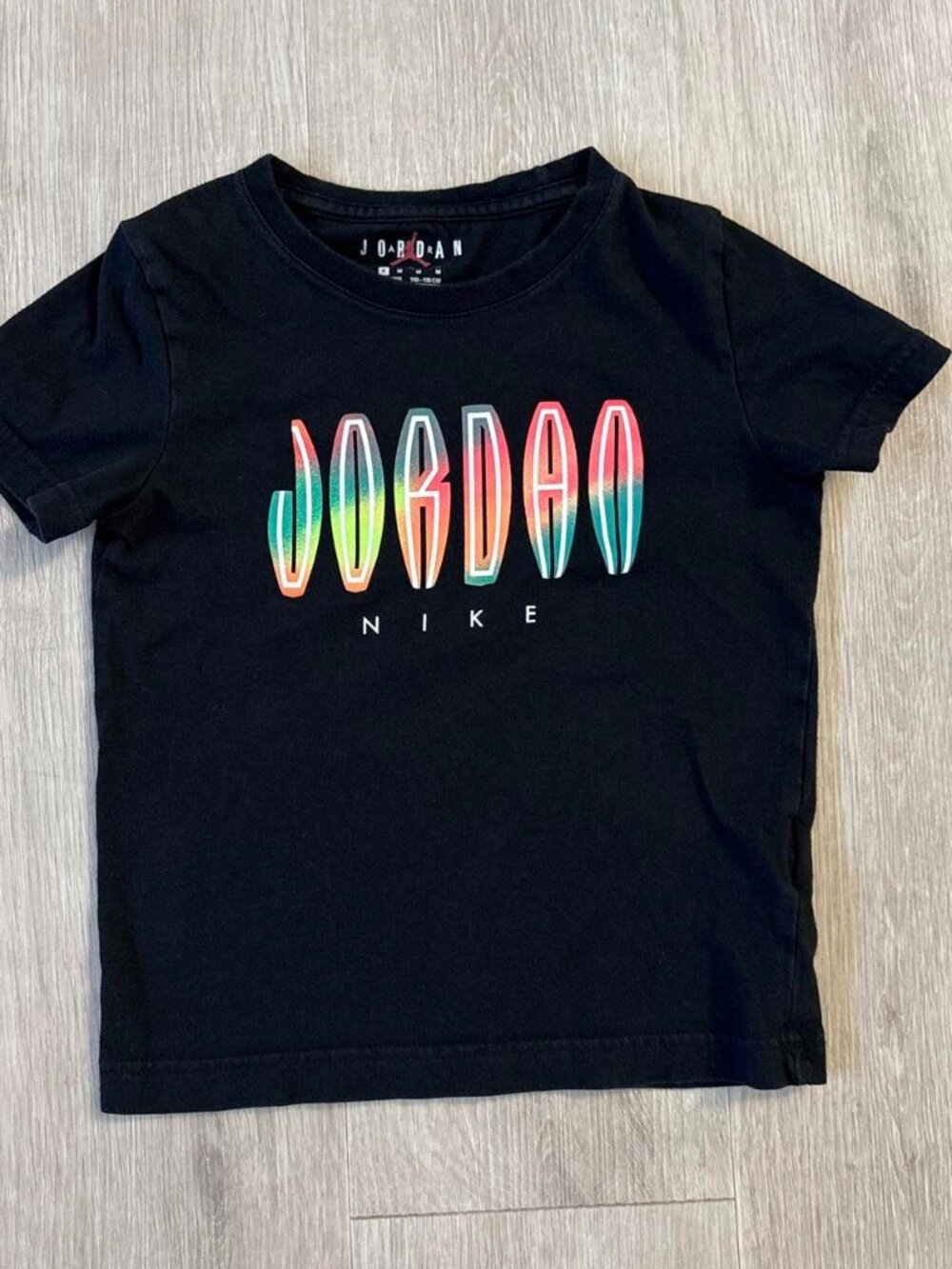 Jordan Nike Boys T-Shirt Size 6 Black Rainbow Gradient Graphic Short Sleeve Tee